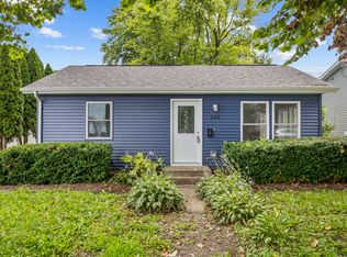 226 Stiles St, Genoa, IL 60135