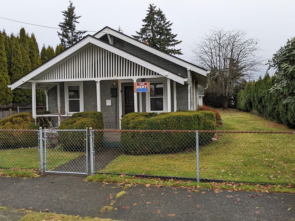 1st image of 311 14th St SE