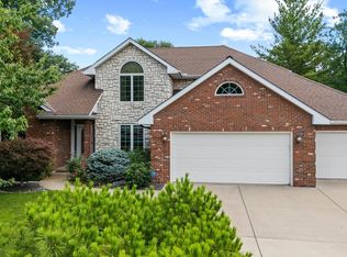 3909 W Talus Ct, Peoria, IL 61615