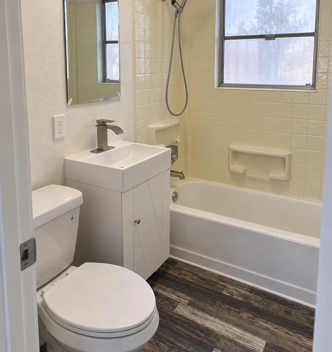 4 bed, 1000 sqft, $1,750 — Photo 3