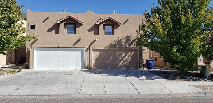 1st image of 740 Mesa Del Rio St NW