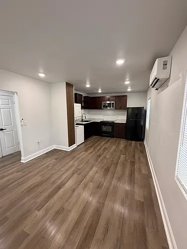 1538 Ella St #1 Photo 1