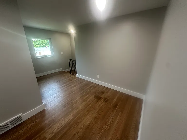 1844 Ridgecliff Rd — Photo 8