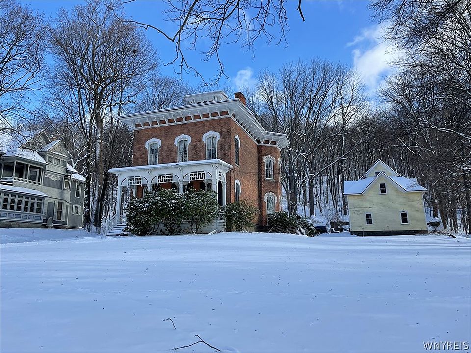 46 Park St, Warsaw, NY 14569 Zillow