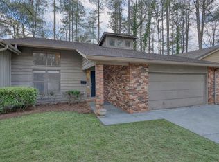 300 Cruise Ct, Roswell, GA 30076