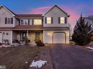 19 Michigan Dr, Sinking Spring, PA 19608