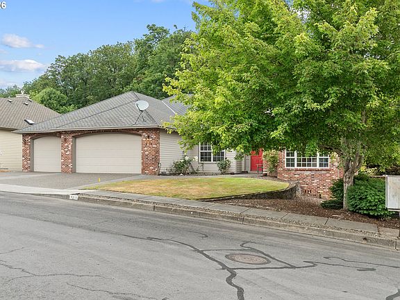 3rd image of 4511 SW Equestrian Dr