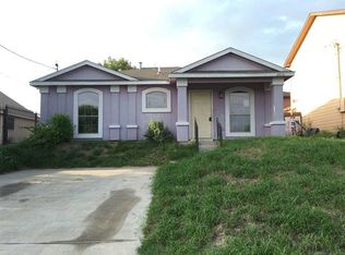 2610 Ventura St, Laredo, TX 78040