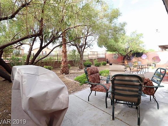 5th image of 8639 Isla Vista Valley Ct