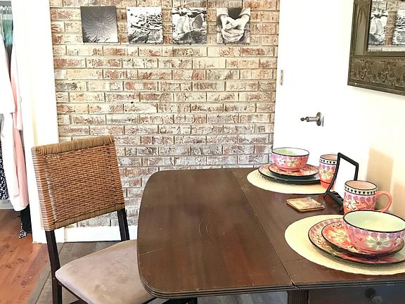 dinning table with 1-2 chairs