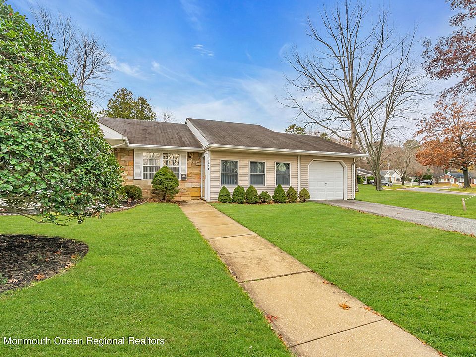 1st image of 1188 S Lake Dr #D