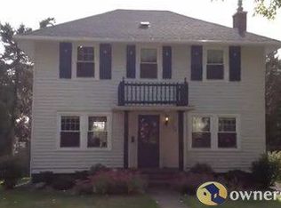 2008 E 9th St, Duluth, MN 55812