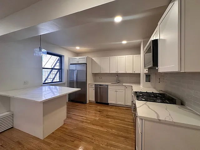 149-45 Northern Blvd #2Z — Photo 9