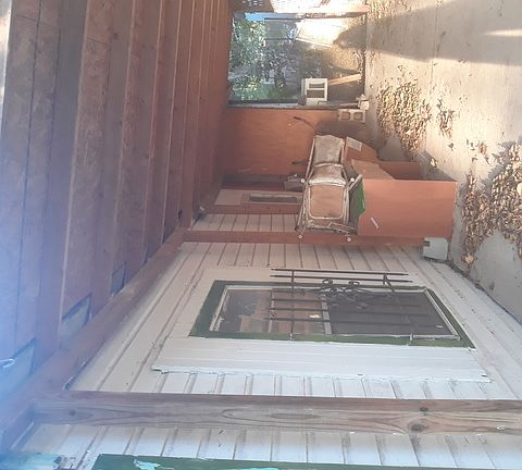 5th image of 2258 SW 19th St