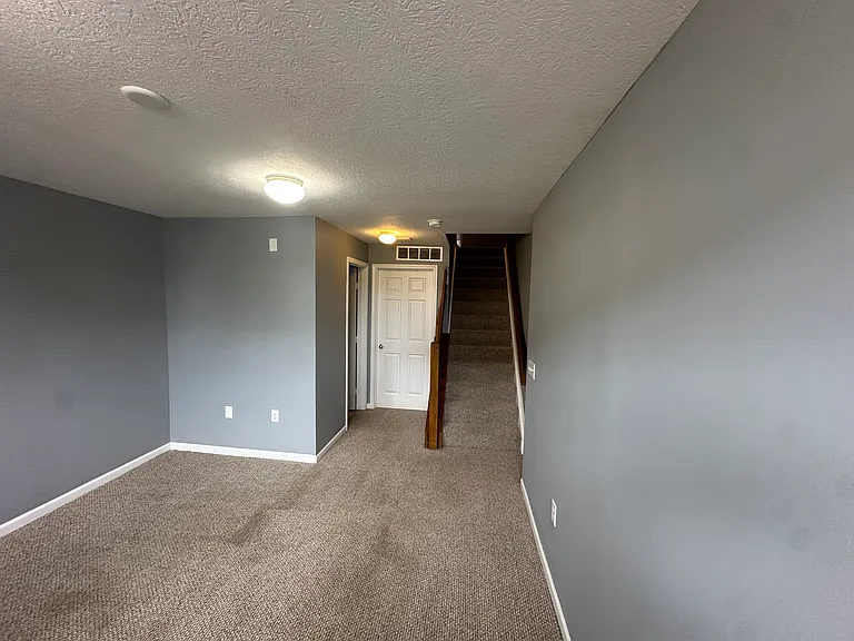 8254 Deering Oaks Dr — Photo 6