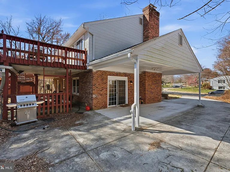 3343 Slade Run Dr — Photo 4