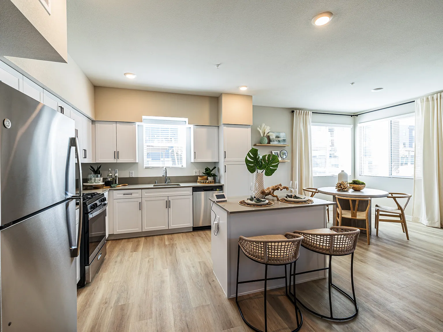 SYNC APARTMENT HOMES — Photo 2