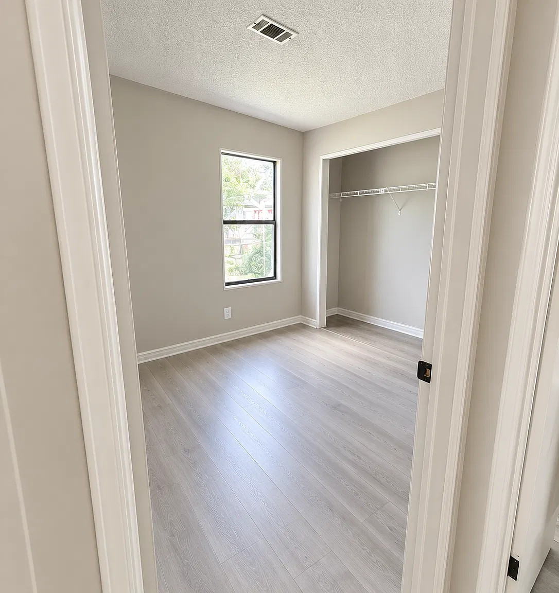2 bed, 816 sqft, $1,675 — Photo 3