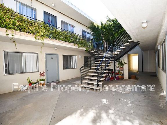 2nd image of 1750 Ventura Blvd #2D