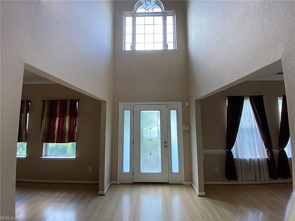 2nd image of 5321 Larkins Lair Ct