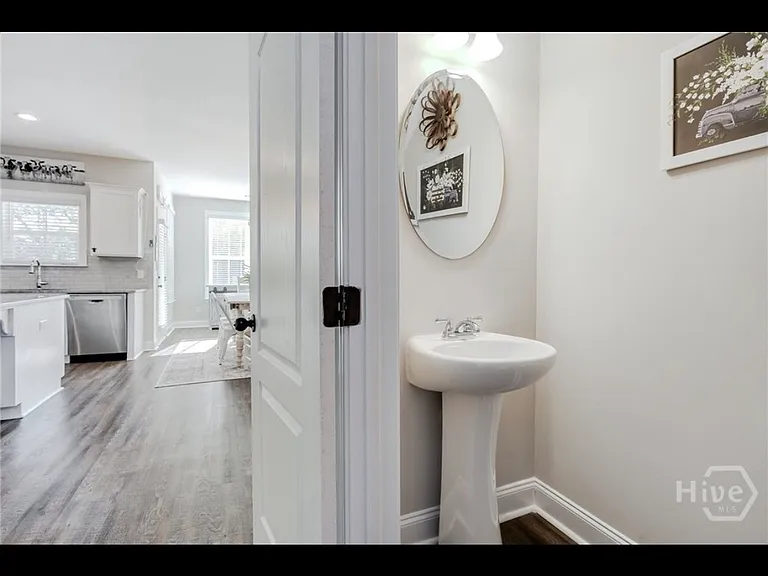 152 Sams Dr — Photo 22