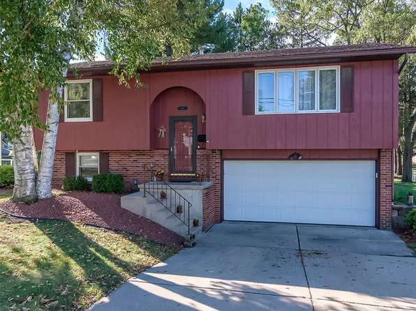 1104 20th St, Monroe, WI 53566