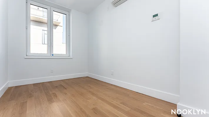 Rented by Nooklyn NYC LLC | media 13