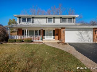 17W534 Concord Pl, Darien, IL