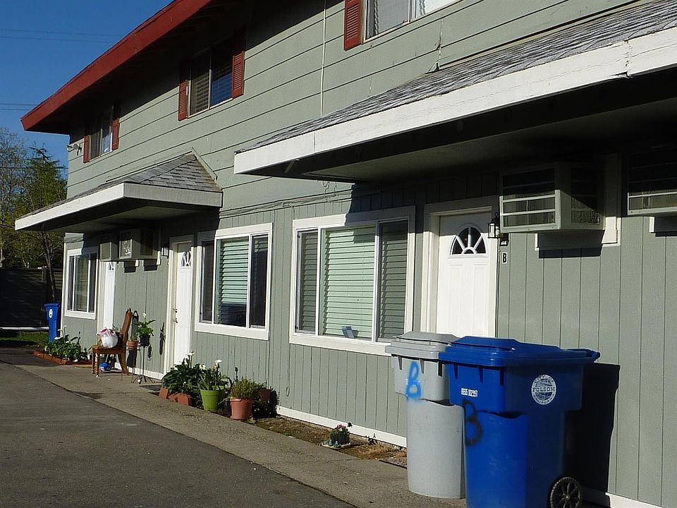 1st image of 207 Talisman Dr