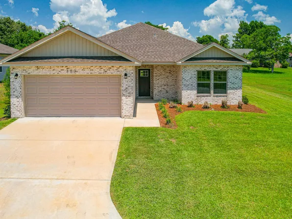 300 Hugh Thomas Dr, Panama City, FL 32404