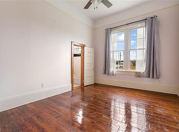 5th image of 1723 Louisiana Ave