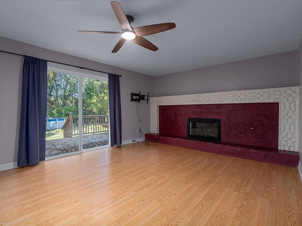 543 E Gunn Rd, photo 23