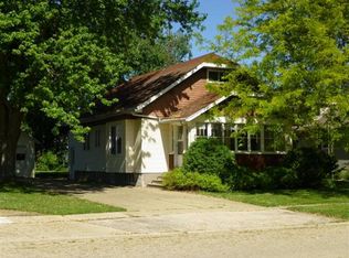 228 S State St, Waupun, WI 53963