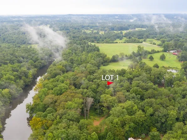 11591 Sage Hill Dr, Northport, AL 35475