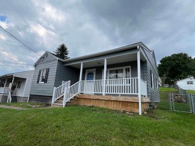 306 Thomas Ave, Nutter Fort, WV, 26301