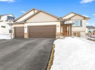 15 Nicholas Way, Hudson, WI 54016