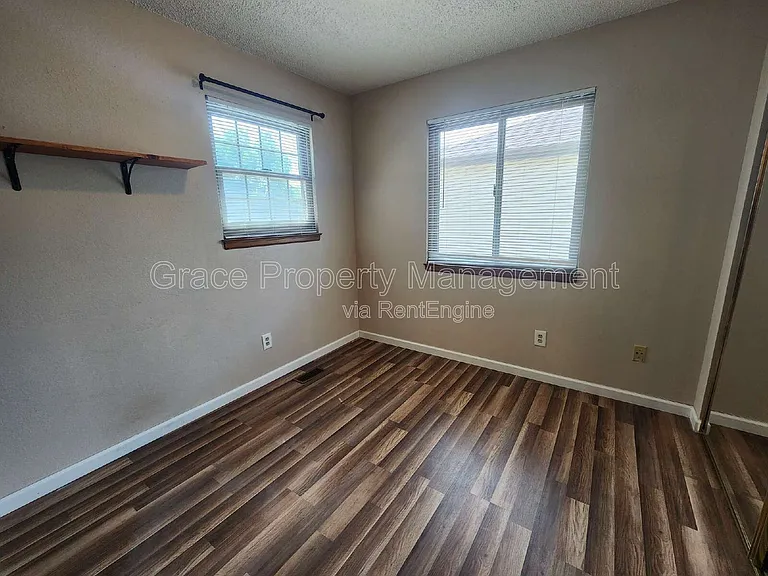 11725 Chase Ct — Photo 11