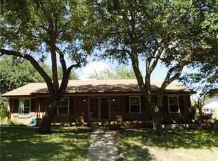 2211 Warm Springs Rd, Mesquite, TX 75149