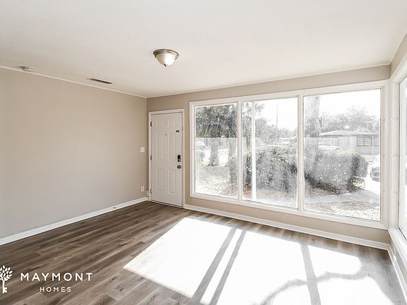 3rd image of 9245 Danville Ave