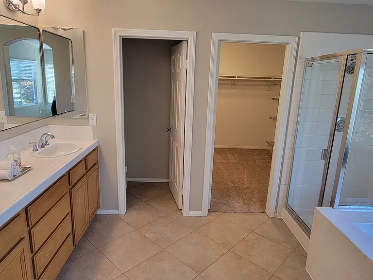 Primary bath
