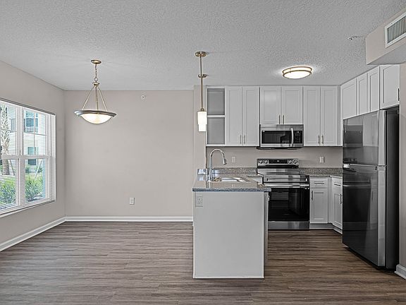 4th image of 1974 S Goldenrod Rd #7ec79bfdf