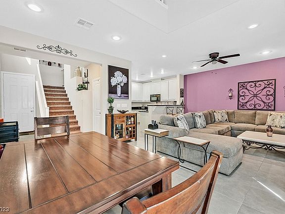 3rd image of 9308 Night Mesa St