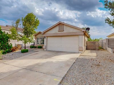 694 Brook Meadows Dr NE, Rio Rancho, NM, 87144