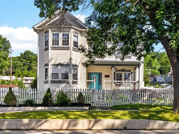 1215 Georgia St, Louisiana, MO 63353