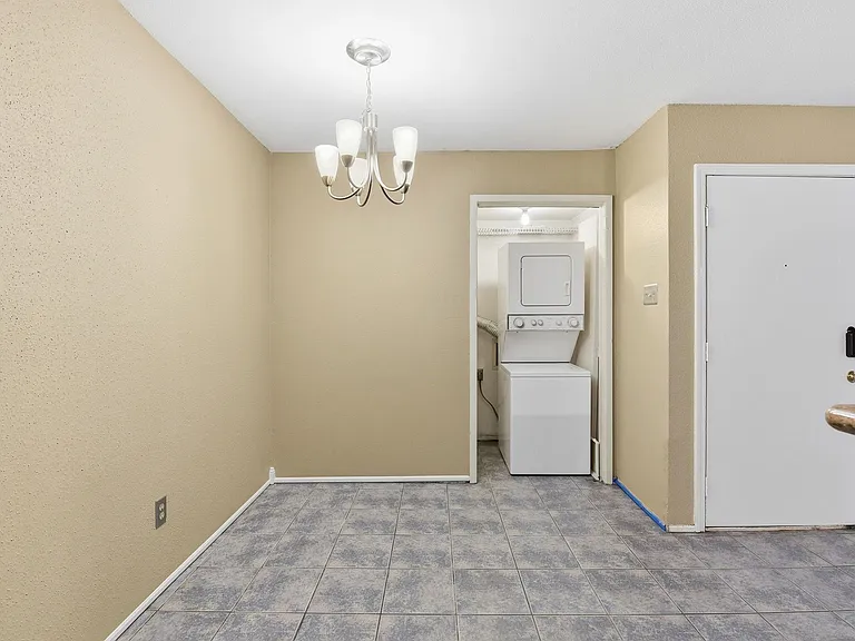 12905 Woodforest Blvd #711 — Photo 17
