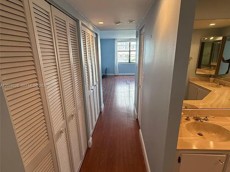 2333 Brickell Ave #602 — Photo 61