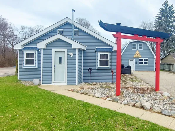 112 E Park St, Oscoda, MI 48750