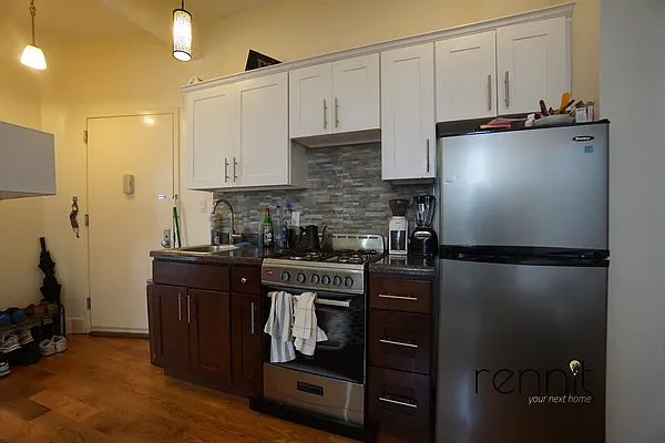 Rented by Rennit Inc. | media 8