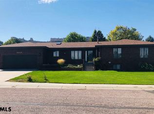 2665 Monument Valley Dr, Gering, NE 69341