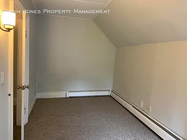 330 Bryant St — Photo 8